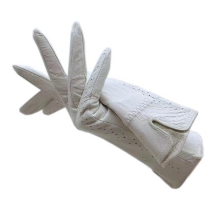 Beautiful White Gloves - Image 2