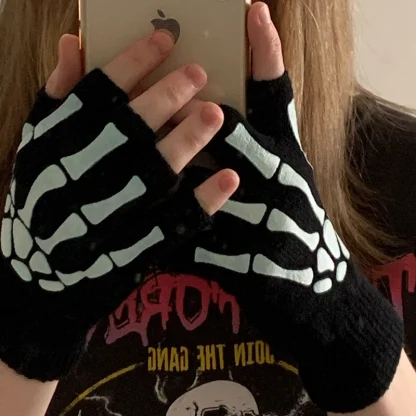 Punk Skull Fingerless Gloves - Image 2