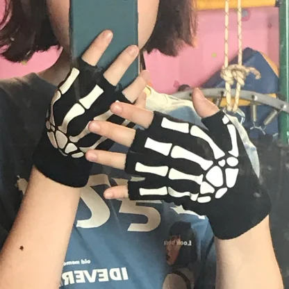 Punk Skull Fingerless Gloves - Image 6