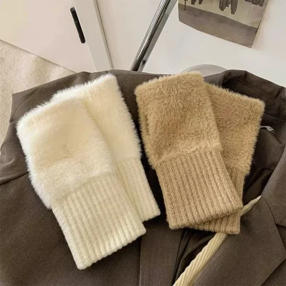 Cozy Wrist Gloves for Writing - Image 7