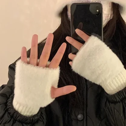 Cozy Wrist Gloves for Writing - Image 2